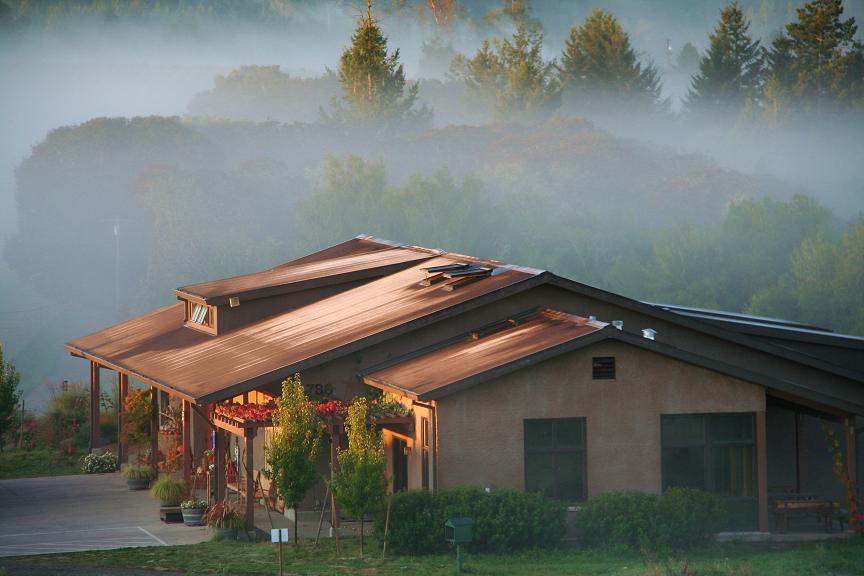 Littorai's_innovative_sustainable_winery_building