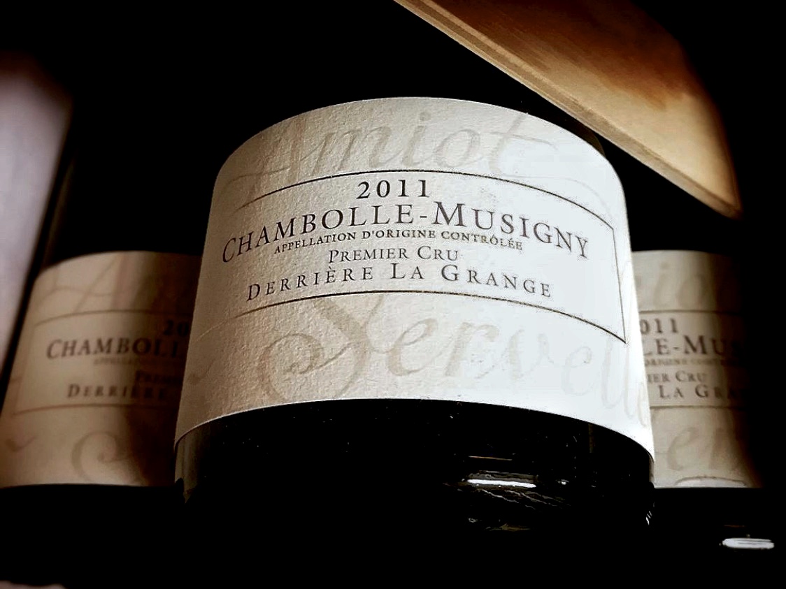 Amiot-Servelle_Chambolle_1er_Derriere_la_Grange_(this_is_vintage_2011)