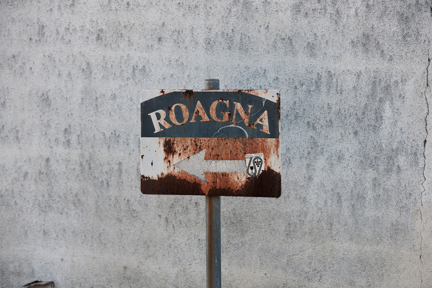 Roagna_signpost